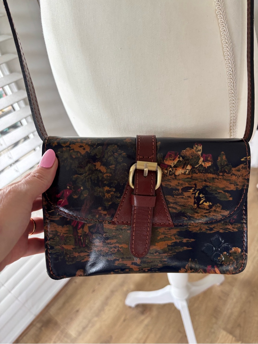 Patricia Nash Torri Kent Countryside Leather Crossbody Bag -like new